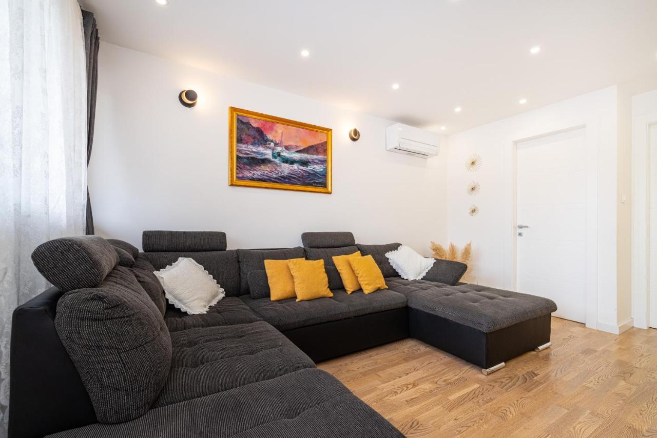 M&F Luxury Apartment Zadar Ngoại thất bức ảnh
